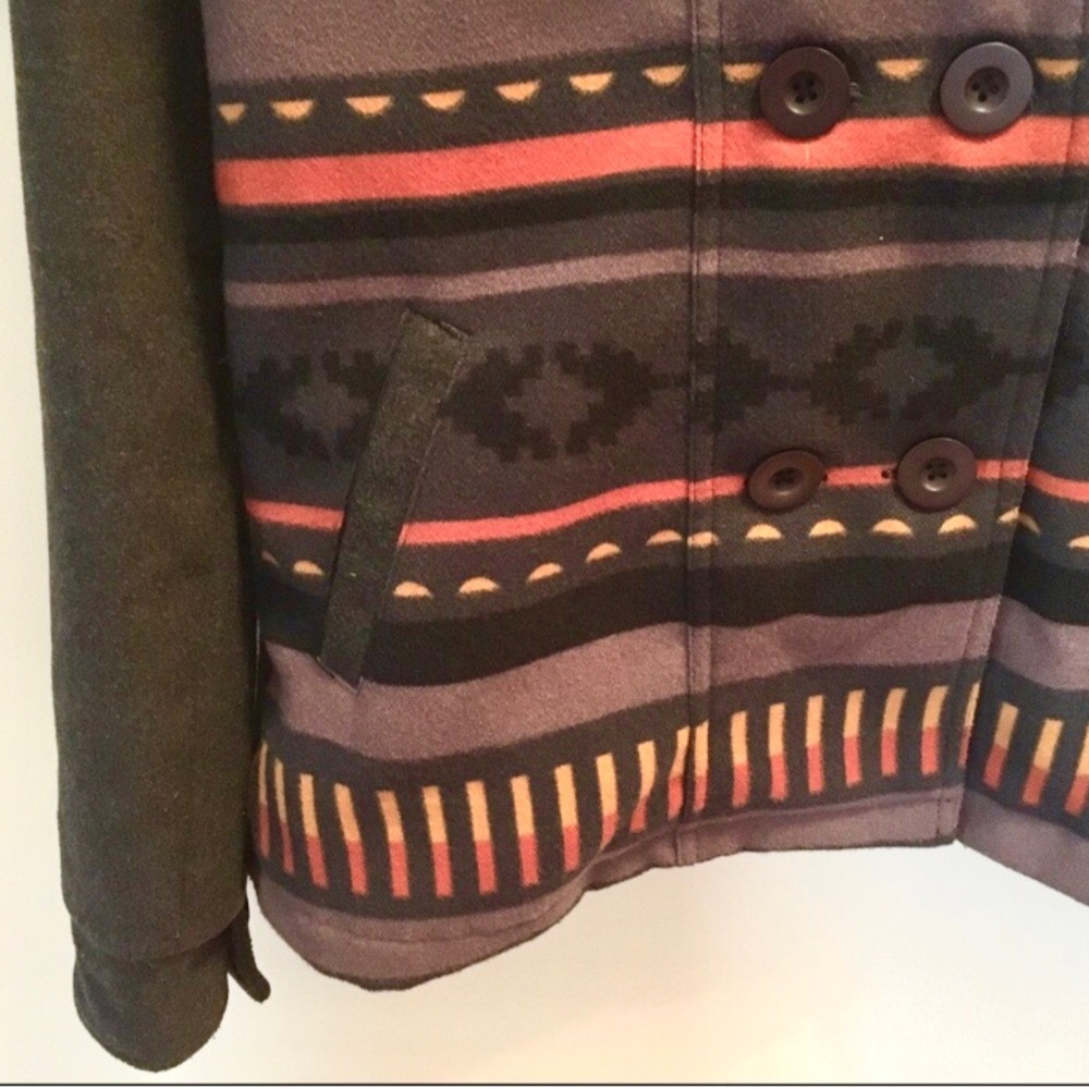 O'Neill Pattern Striped Hooded Button Jacket - Picture 3 of 5